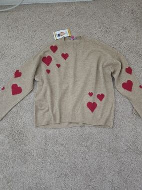 Women’s Beige Sweater with Pink Heart Accents